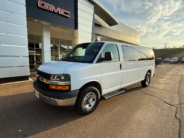 2020 Chevrolet Express LT