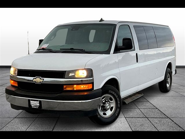 2020 Chevrolet Express LT