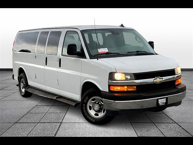 2020 Chevrolet Express LT