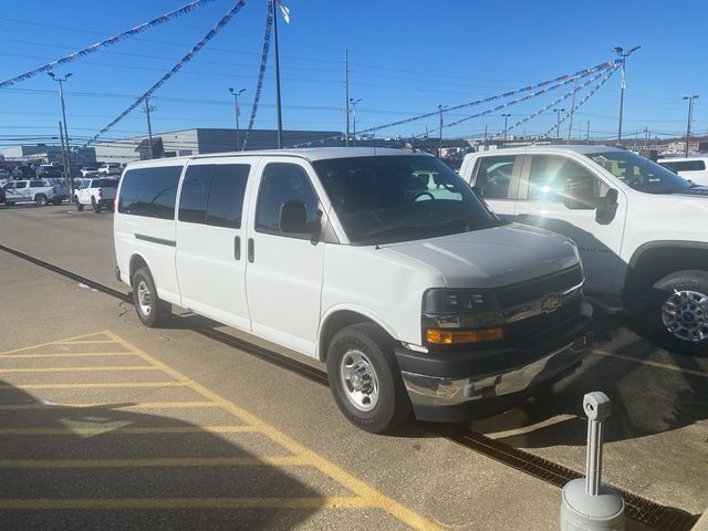 2020 Chevrolet Express LT