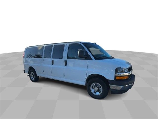 2020 Chevrolet Express LT