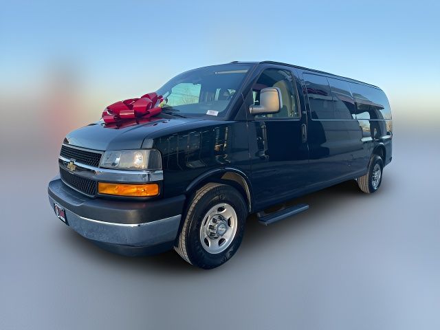 2020 Chevrolet Express LT