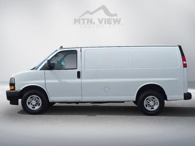 2020 Chevrolet Express Base