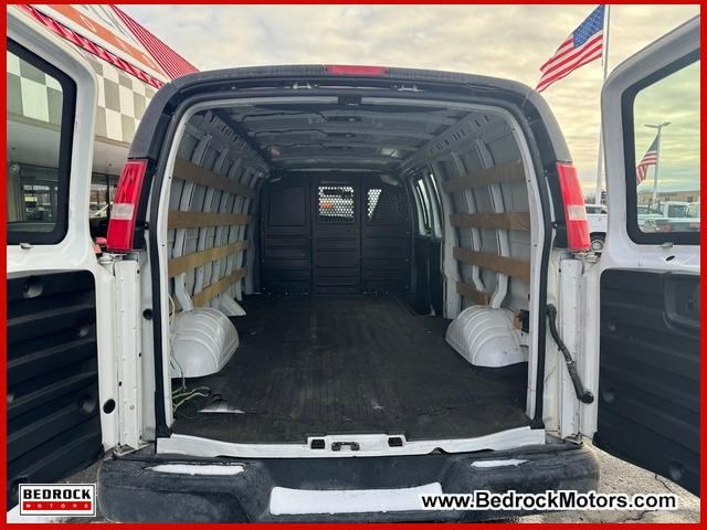 2020 Chevrolet Express Base