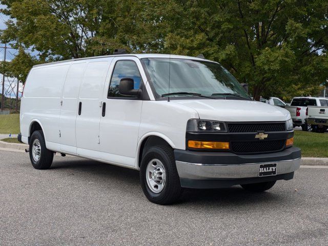 2020 Chevrolet Express Base