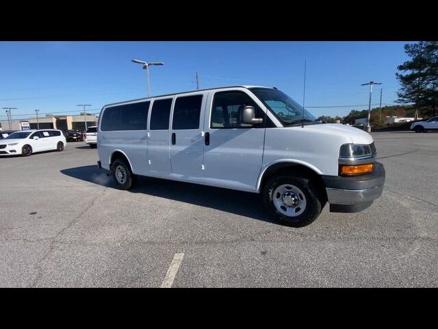 2020 Chevrolet Express LT