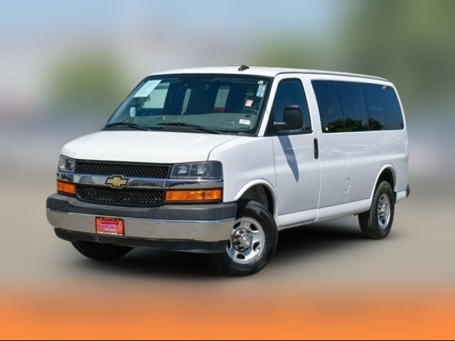 2020 Chevrolet Express LT