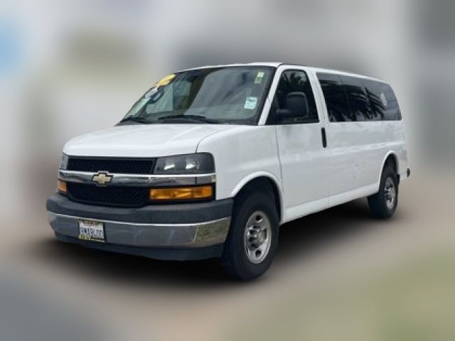 2020 Chevrolet Express LT