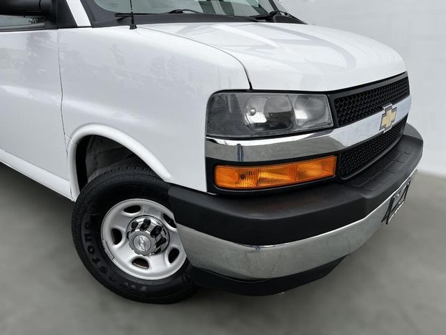 2020 Chevrolet Express LT