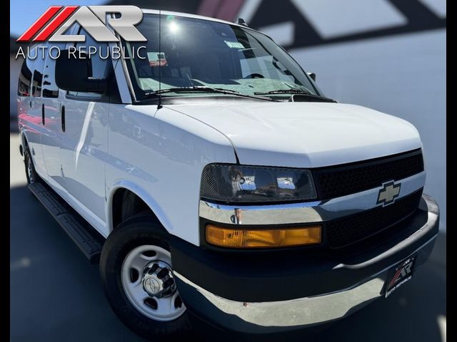 2020 Chevrolet Express LT