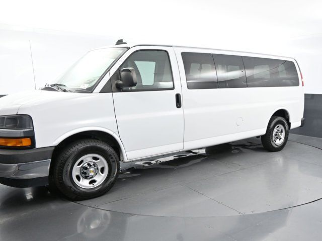 2020 Chevrolet Express LT