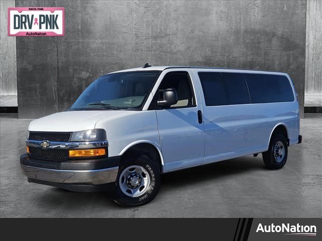 2020 Chevrolet Express LT