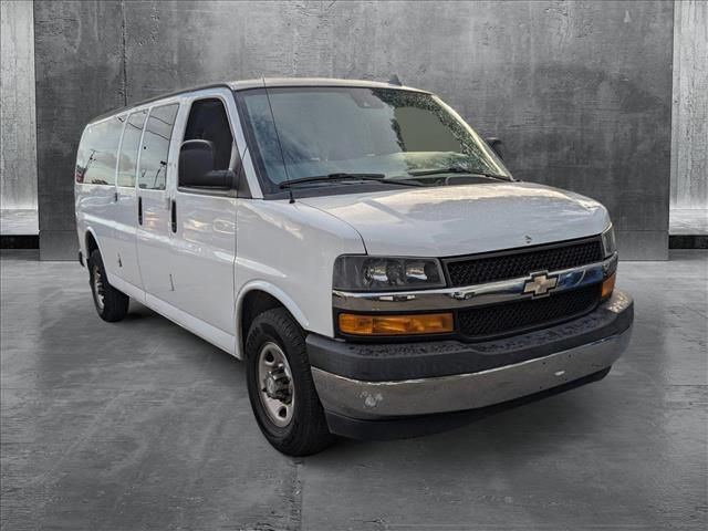 2020 Chevrolet Express LT