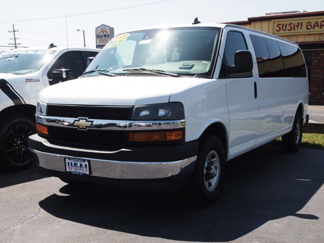 2020 Chevrolet Express LT