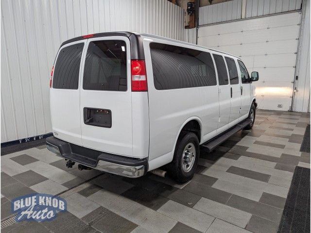 2020 Chevrolet Express LT