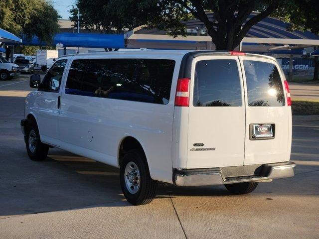 2020 Chevrolet Express LT