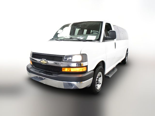 2020 Chevrolet Express LT