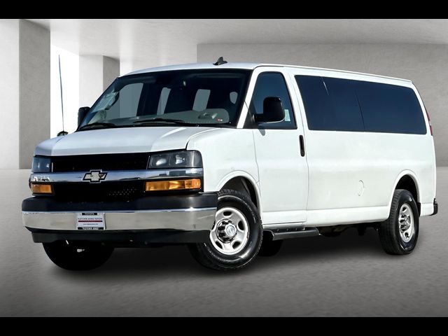 2020 Chevrolet Express LT