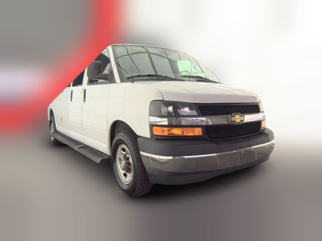 2020 Chevrolet Express LT