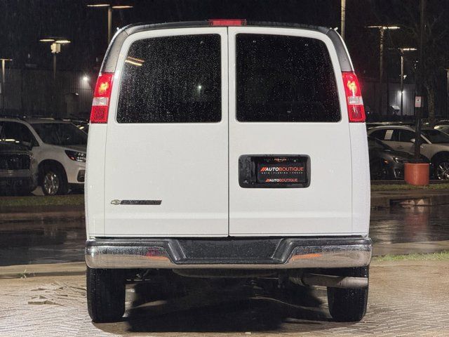 2020 Chevrolet Express LT