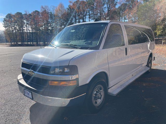 2020 Chevrolet Express LT