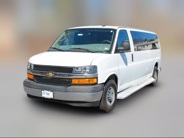 2020 Chevrolet Express LT