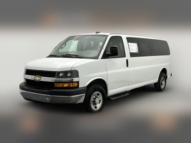 2020 Chevrolet Express LT