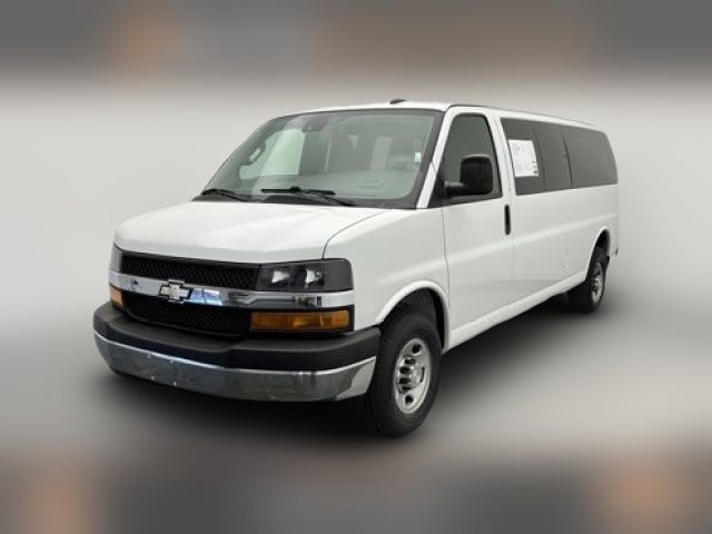 2020 Chevrolet Express LT