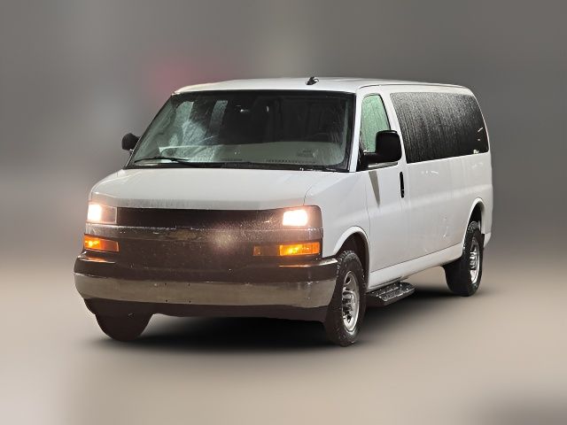 2020 Chevrolet Express LT