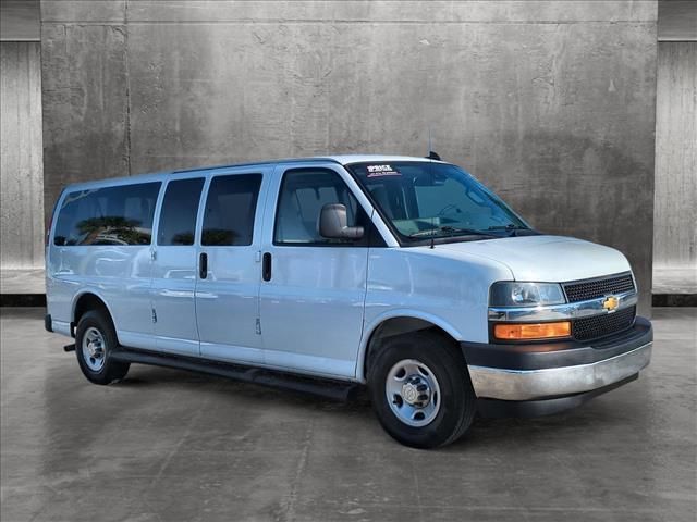 2020 Chevrolet Express LT