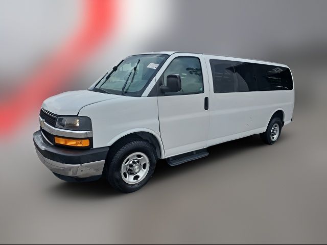 2020 Chevrolet Express LT