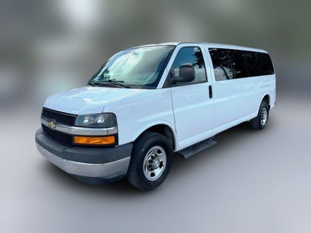 2020 Chevrolet Express LT