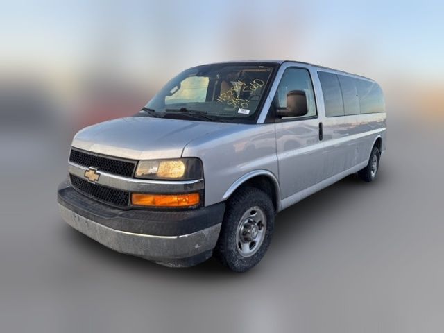 2020 Chevrolet Express LT