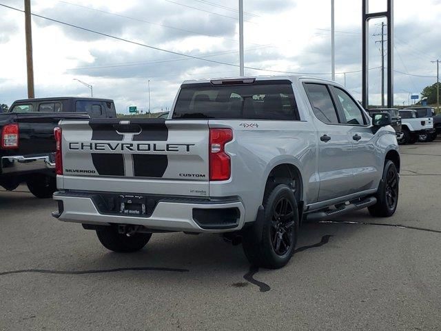 2020 Chevrolet Silverado 1500 Custom