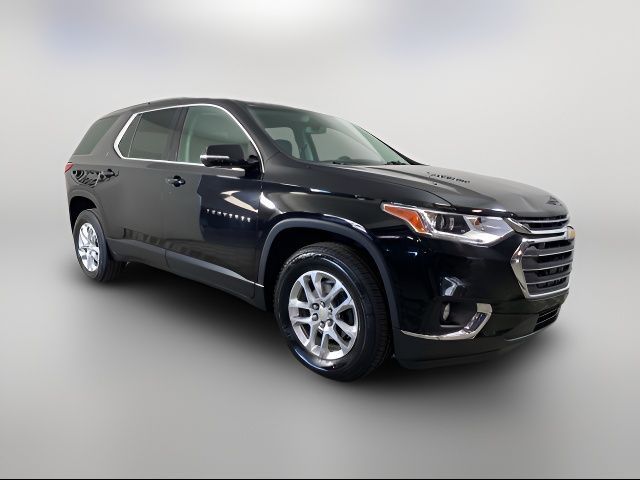 2020 Chevrolet Traverse LT Cloth