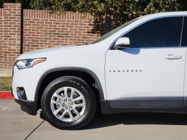 2020 Chevrolet Traverse LT Cloth