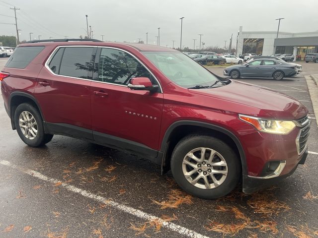 2020 Chevrolet Traverse LT Cloth