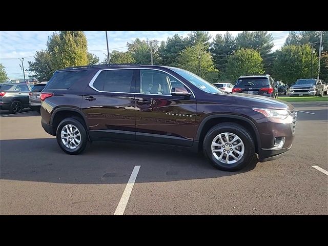 2020 Chevrolet Traverse LT Cloth