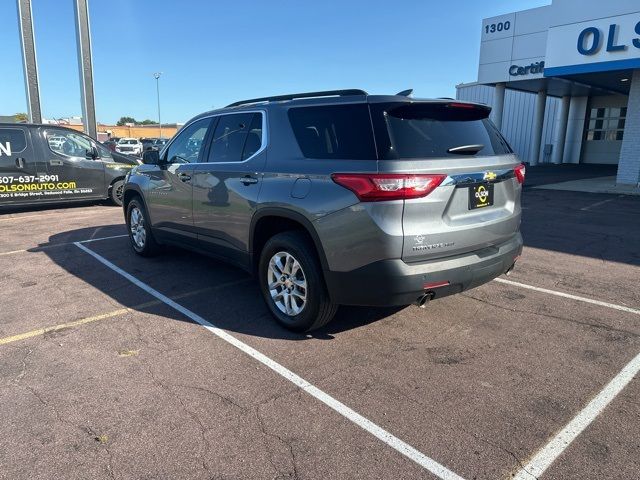 2020 Chevrolet Traverse LT Cloth