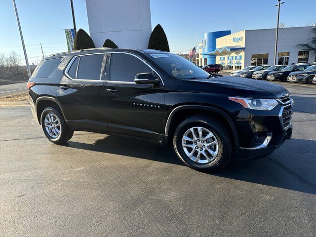 2020 Chevrolet Traverse LT Cloth