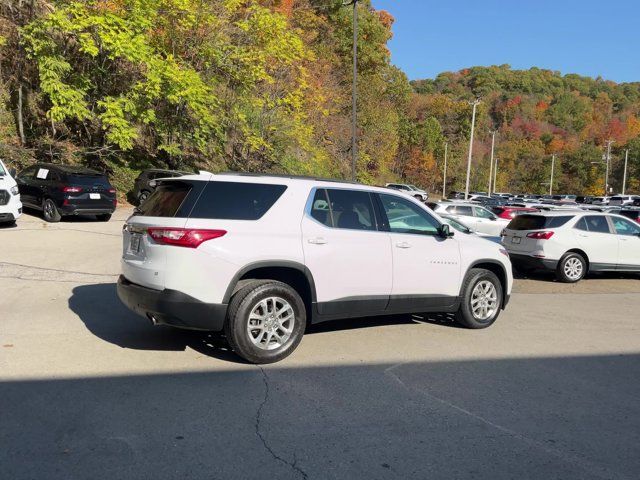 2020 Chevrolet Traverse LT Cloth