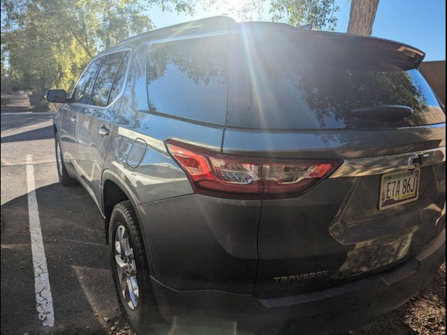 2020 Chevrolet Traverse LT Cloth