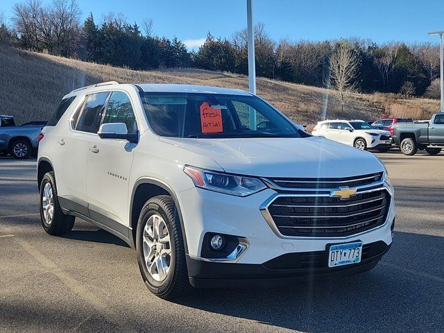 2020 Chevrolet Traverse LT Cloth