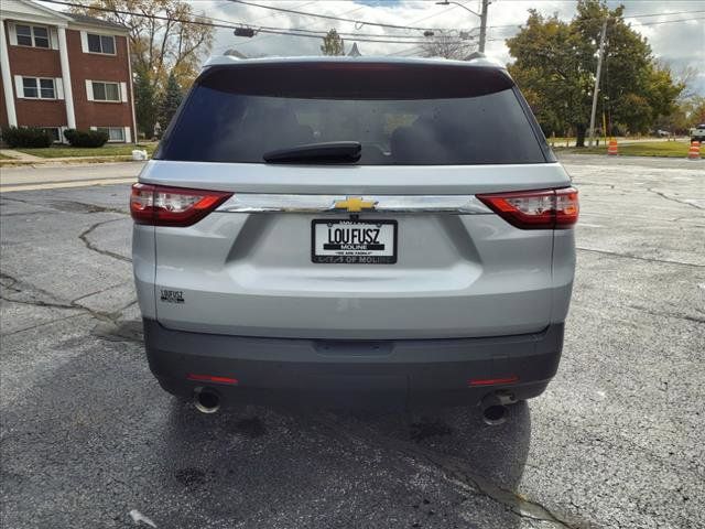 2020 Chevrolet Traverse LT Cloth