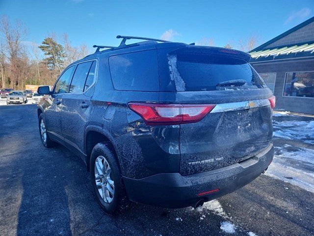 2020 Chevrolet Traverse LT Cloth