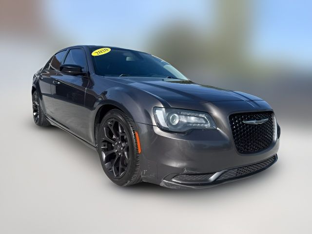 2020 Chrysler 300 Touring