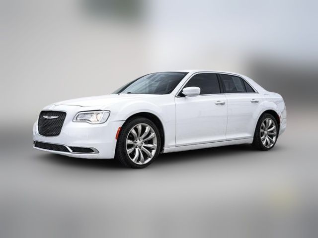 2020 Chrysler 300 Touring L