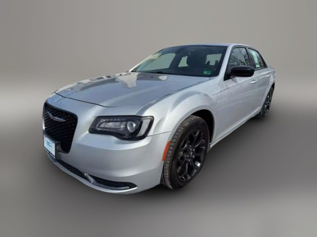 2020 Chrysler 300 Touring