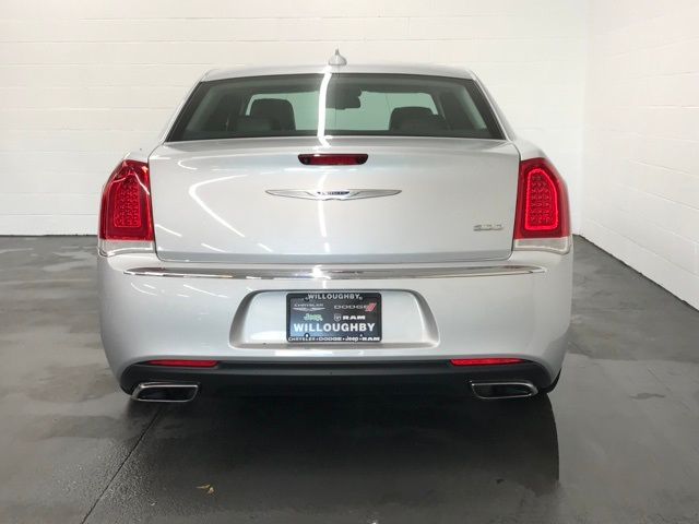 2020 Chrysler 300 Limited