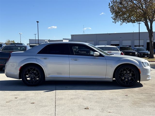 2020 Chrysler 300 300S